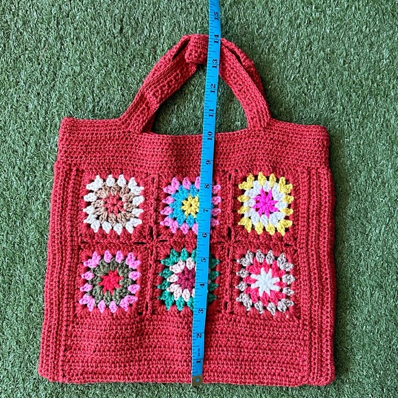 Crochet Handbag - Picture 3 of 3